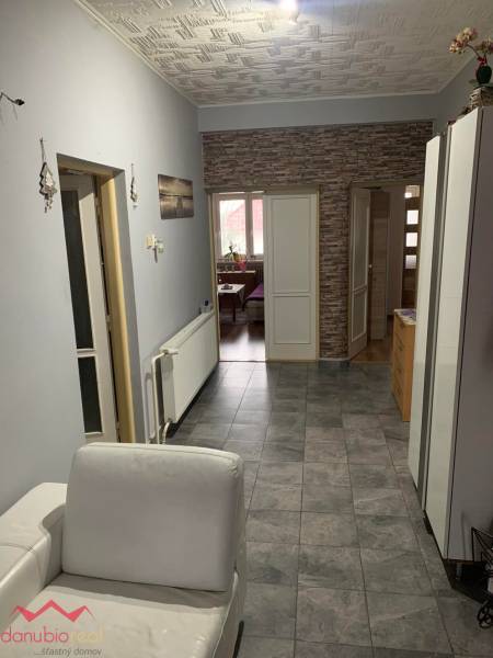Veľký Meder n predaj rodinný dom, Danubioreal-Sabina Durcovic, Komárno 0908636096