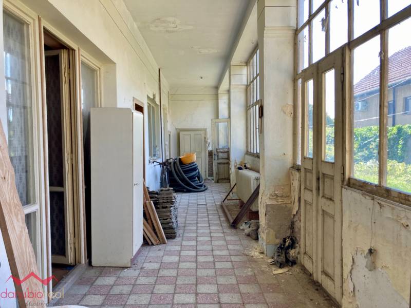 Pozemok, starý rodinný dom, na predaj, Vlčany, Šaľa, Danubioreal, realitná kancelária, Helena Schulczová, Komárno