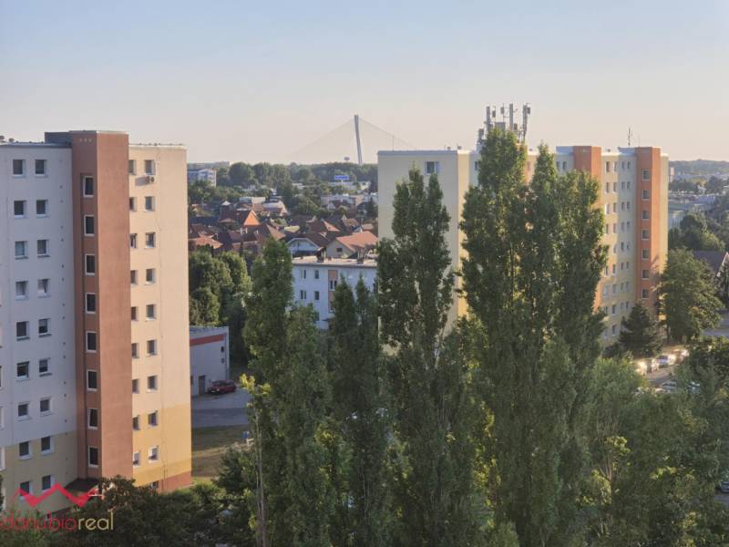 1-izbový byt na predaj, eladó lakás, Komárno- Danubioreal, realitná kancelária, Helena Schulczová.jpeg