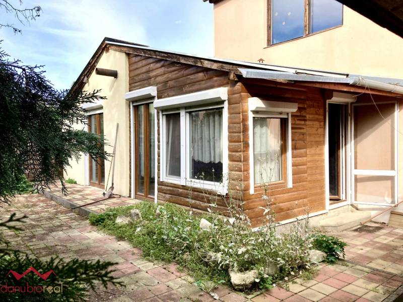 Rodinný dom, na predaj, Komárno, Letecké pole, Danubioreal realitná kancelária, Helena Schulczová