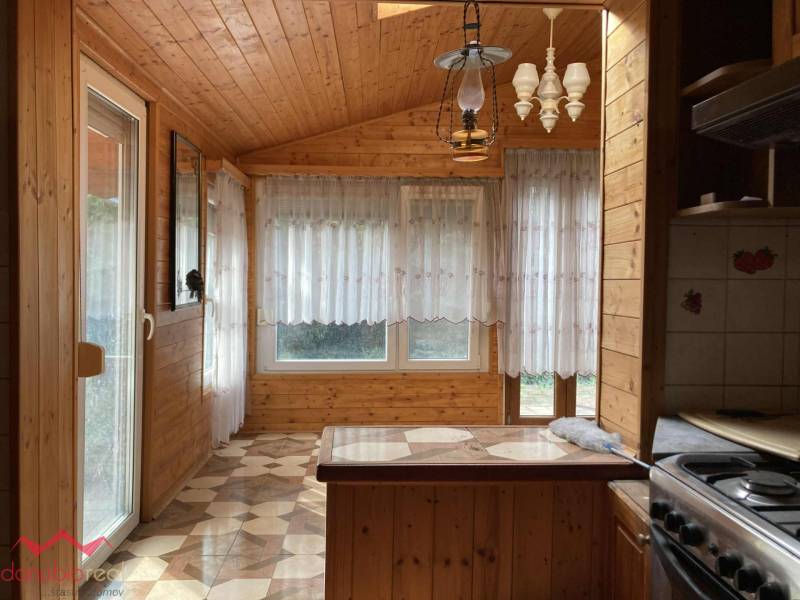 Rodinný dom, na predaj, Komárno, Letecké pole, Danubioreal realitná kancelária, Helena Schulczová