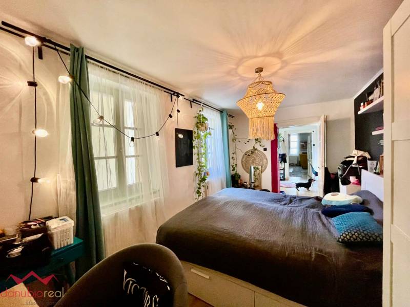 Rodinný dom na predaj, eladó ház, meštiansky dom, centrum, Komárno, Danubioreal- realitná kancelária, Helena Schulczová