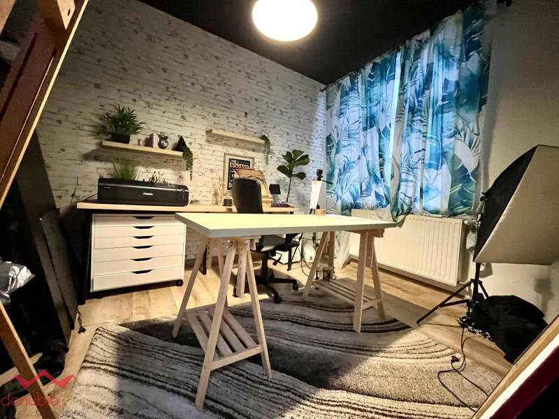 Rodinný dom na predaj, eladó ház, meštiansky dom, centrum, Komárno, Danubioreal- realitná kancelária, Helena Schulczová