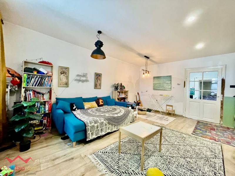 Rodinný dom na predaj, eladó ház, meštiansky dom, centrum, Komárno, Danubioreal- realitná kancelária, Helena Schulczová