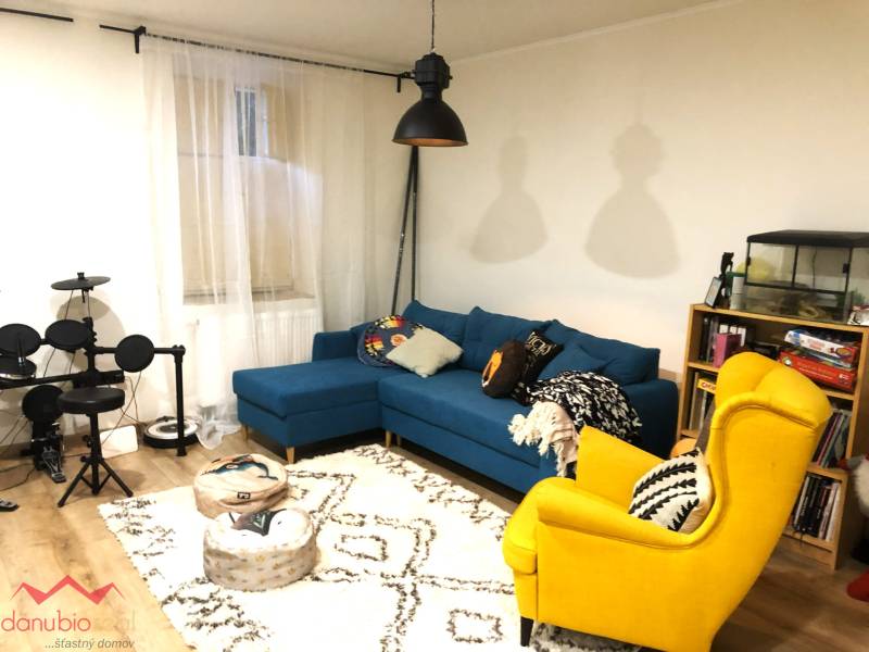 Rodinný dom na predaj, eladó ház, meštiansky dom, centrum, Komárno, Danubioreal- realitná kancelária, Helena Schulczová