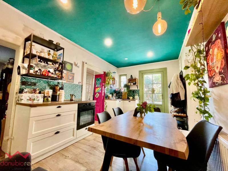 Rodinný dom na predaj, eladó ház, meštiansky dom, centrum, Komárno, Danubioreal- realitná kancelária, Helena Schulczová