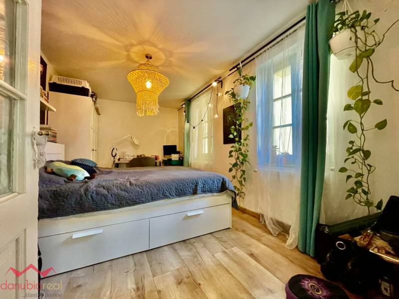 Rodinný dom na predaj, eladó ház, meštiansky dom, centrum, Komárno, Danubioreal- realitná kancelária, Helena Schulczová