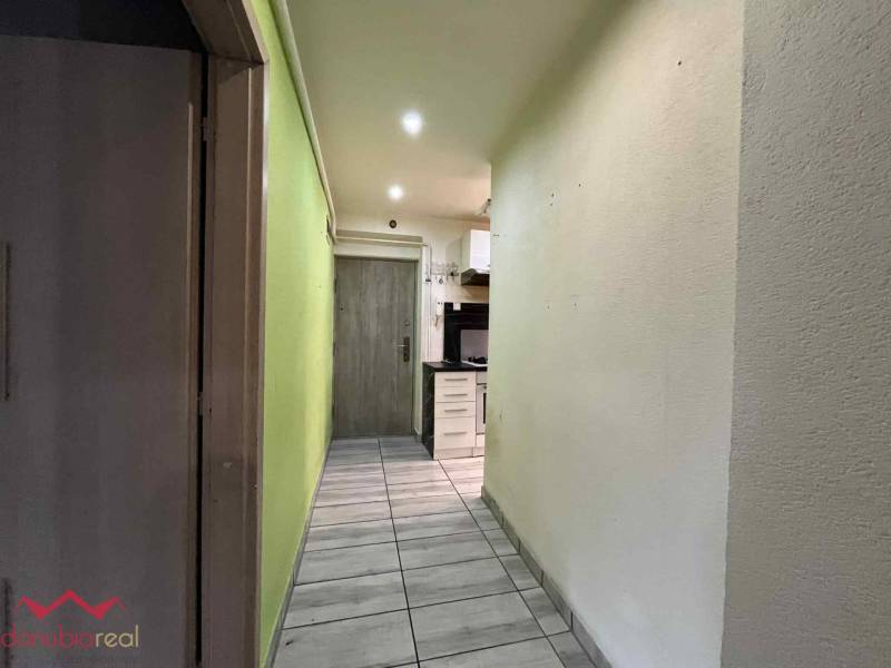 3 izbový byt, na predaj, Komárno, Danubioreal- realitná kancelária, Helena Schulczová