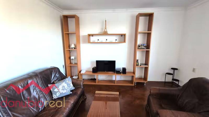 Na prenájom, 3-izbový byt, centrum Komárna, Komárno, prerobený, zariadený, Danubioreal- realitná kancelária, Helena Schulczová