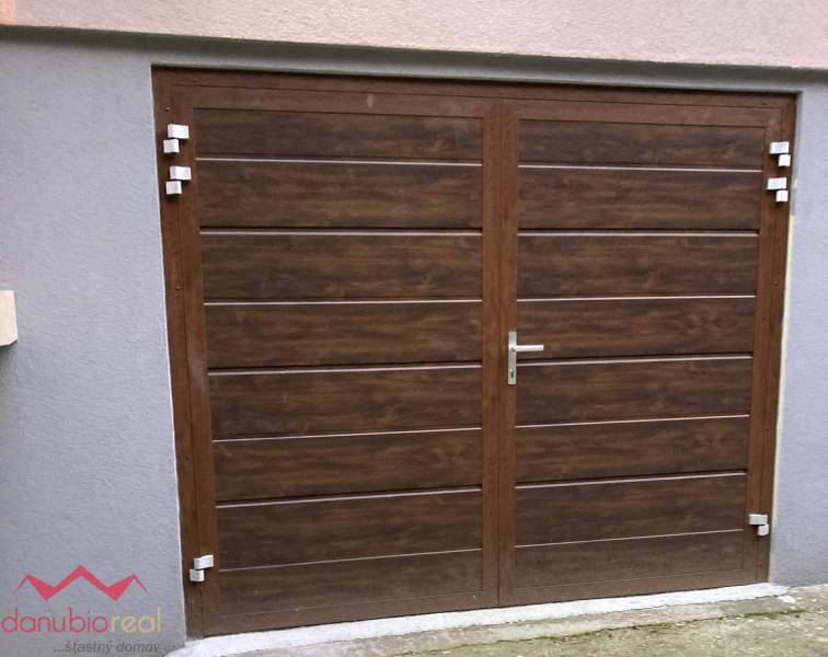 Garáž, na prenájom, centrum mesta, Komárno, Danubioreal realitná kancelária, Helena Schulczová