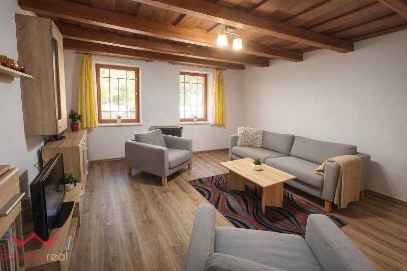 Danubioreal - realitna kancelária, Irena Petrovicsová , na predaj penzión v Podhájskej , eladó  panzió  Podhájszkában  12.jpg