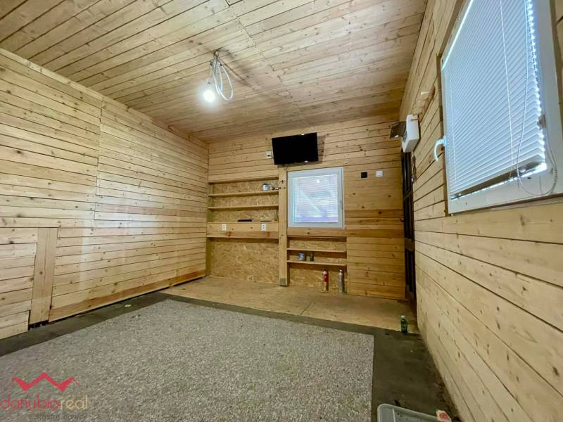 Na predaj, záhrada, chata, Nová Osada, Komárno, Danubioreal- realitná kancelária, Helena Schulczová