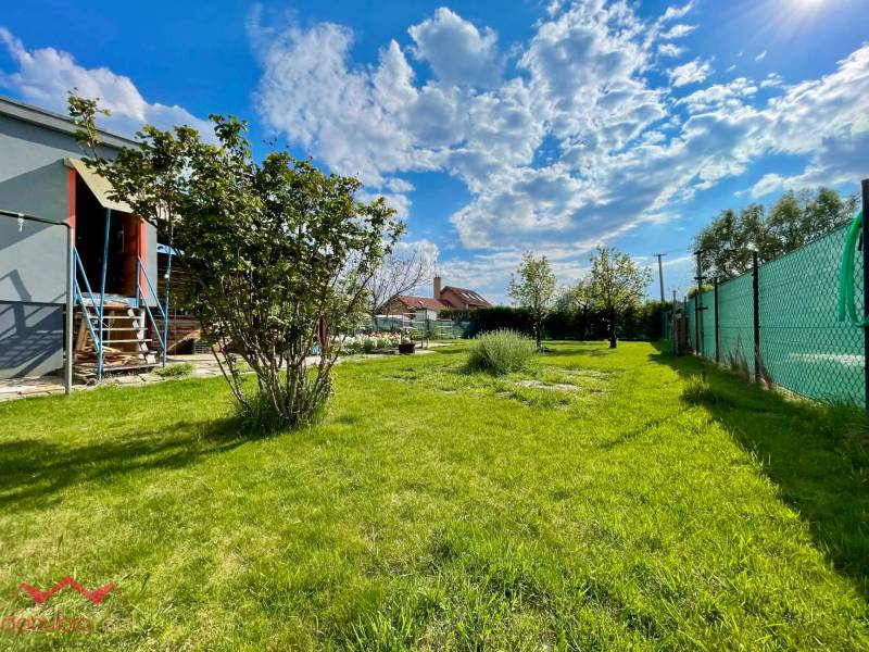 Na predaj, záhrada, chata, Nová Osada, Komárno, Danubioreal- realitná kancelária, Helena Schulczová