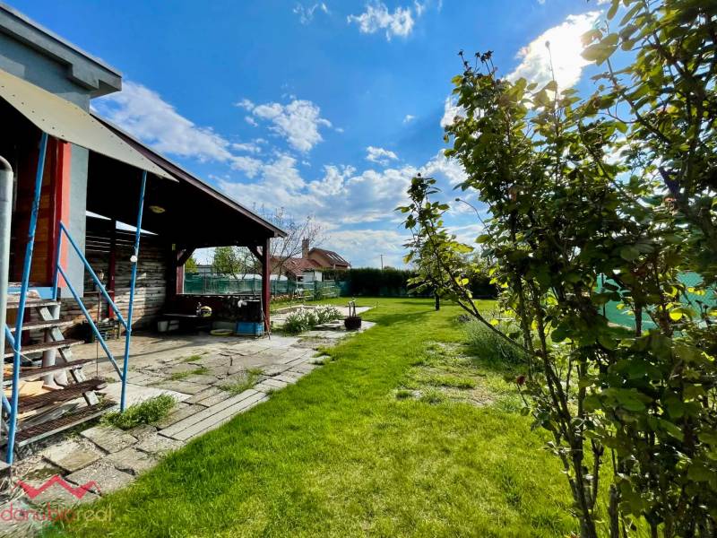 Na predaj, záhrada, chata, Nová Osada, Komárno, Danubioreal- realitná kancelária, Helena Schulczová